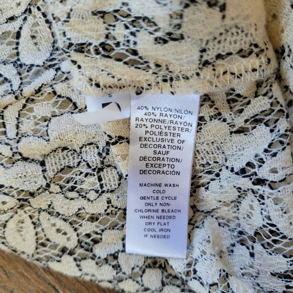 Ann Taylor LOFT Beige Black Lace See-Through Blouse Top Size Women Small Petite - Picture 13 of 13